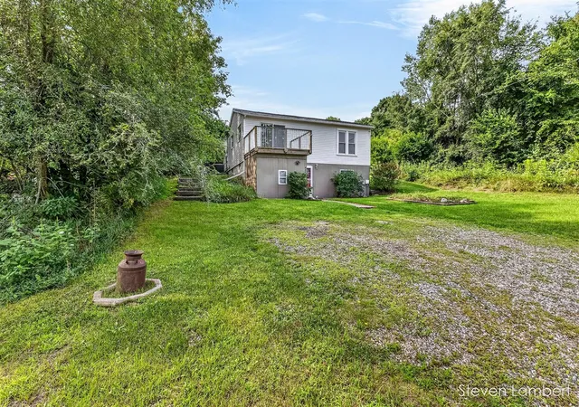 2nd image of 6499 Oakwood Dr, Delton, MI 49046 | MLS# 70553481