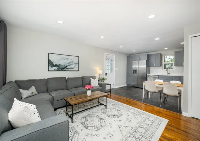 Photo 4 of Single family home for sale at 12 W Eden Ct, Ann Arbor, MI 48108 | MLS# 70551048 | Listing updated on 2026-09-11