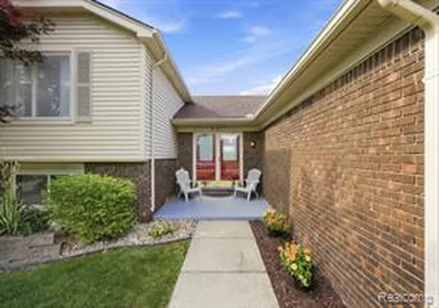 Homes for sale in Sterling Heights, MI | 13959 Brougham Dr, Sterling Heights, MI 48312 | MLS# 61009888