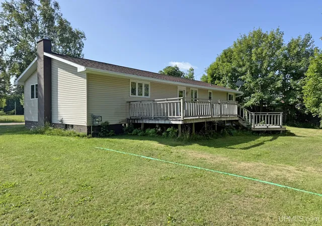 Photo 2 of Single family home for sale at 26226 Wolverine St, Laurium, MI 49913 | MLS# 50219789 | Listing updated on 2026-08-25