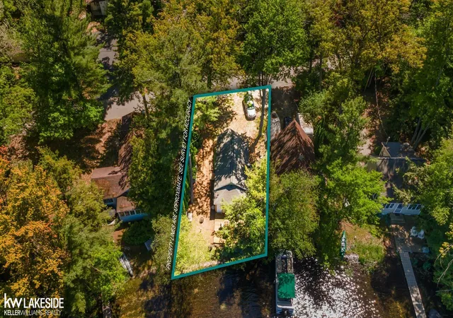 4th image of 2603 Crescent Shores Dr, Traverse City, MI 49685 | MLS# 50203341