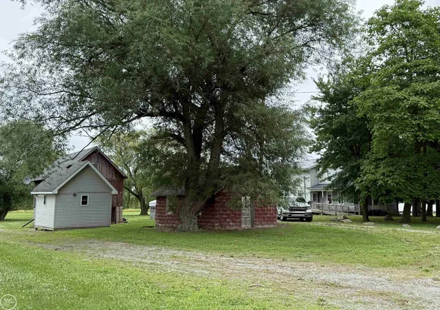 2nd image of 15594 Bryce Rd, Mussey, MI 48014 | MLS# 50206504