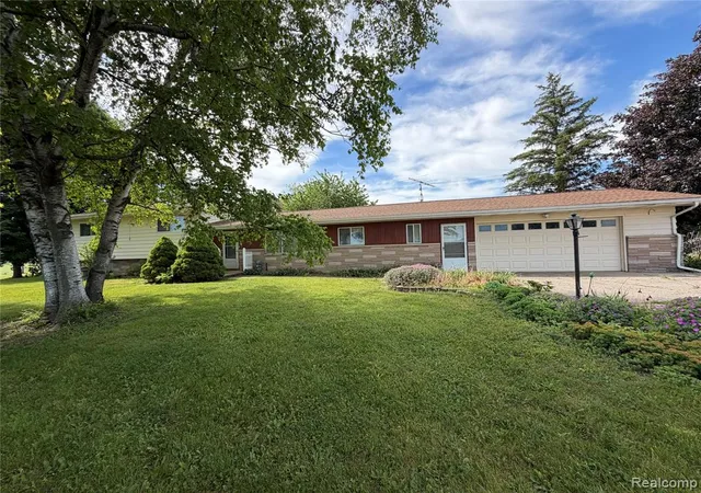 Homes for sale in Brown City, MI | 8886 Burnside Rd, Brown City, MI 48416 | MLS# 61006722