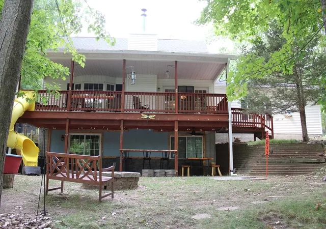 2nd image of 4721 Teaberry Ln, Farwell, MI 48622 | MLS# 50219493