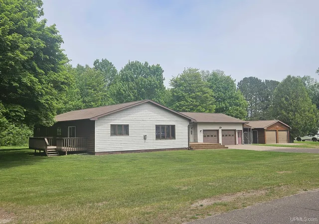 Homes for sale in Ontonagon, MI | 583 Alsace Ave, Ontonagon, MI 49953 | MLS# 50210178