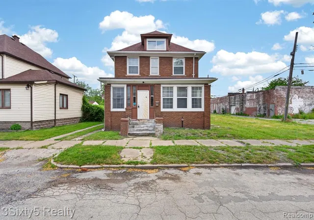 Homes for sale in River Rouge, MI | 14 Myrtle St, River Rouge, MI 48218 | MLS# 61004897