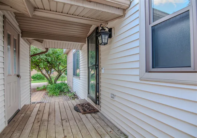 Homes for sale in East Lansing, MI | 1325 Chartwell Carriage Wy, East Lansing, MI 48823 | MLS# 70539596