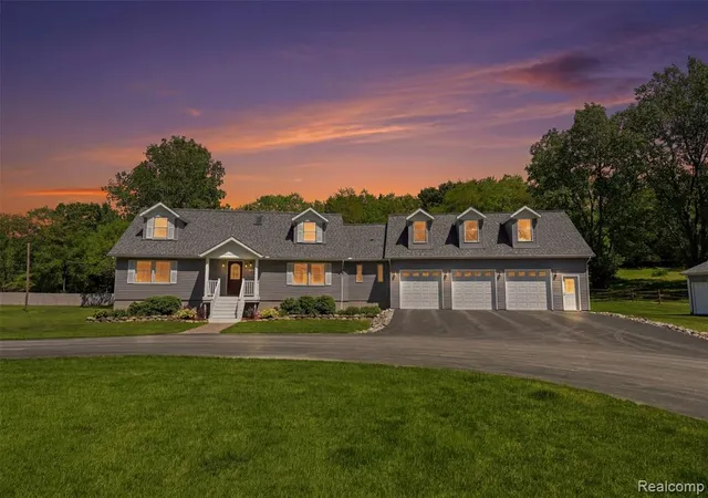 Homes for sale in Whitmore Lake, MI | 7060 Sheldon Rd, Whitmore Lake, MI 48189 | MLS# 60998651