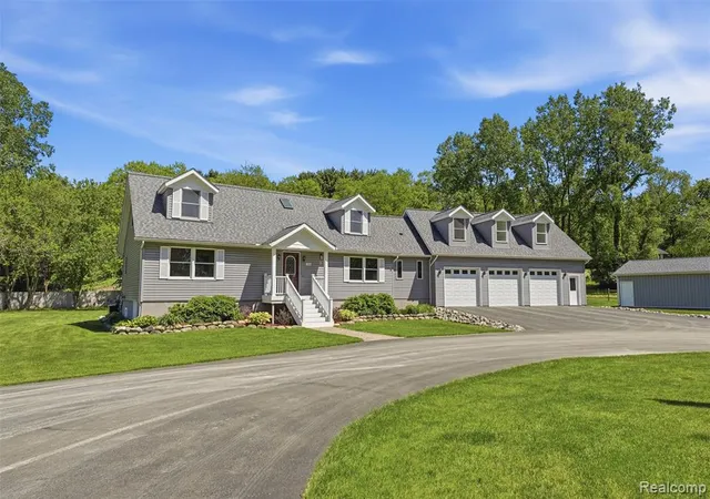 Homes for sale in Whitmore Lake, MI | 7060 Sheldon Rd, Whitmore Lake, MI 48189 | MLS# 60998651