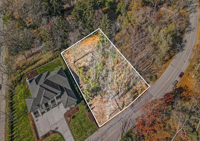 1st image of 1864 Arlington Blvd, Ann Arbor, MI 48104 | MLS# 70529197