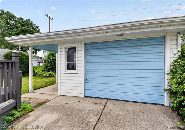 Homes for sale in Garden City, MI | 873 Schuman St, Garden City, MI 48135 | MLS# 61004207