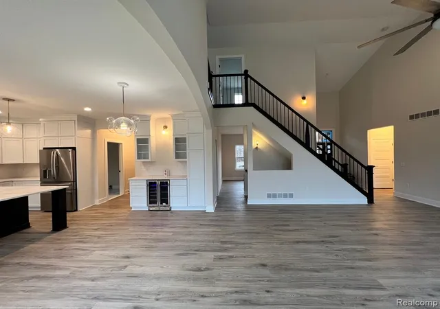 Photo 4 of Sale Pending at 1 Brighton Rd, Howell, MI 48843 | MLS# 60259562 | Listing updated on 2025-11-28