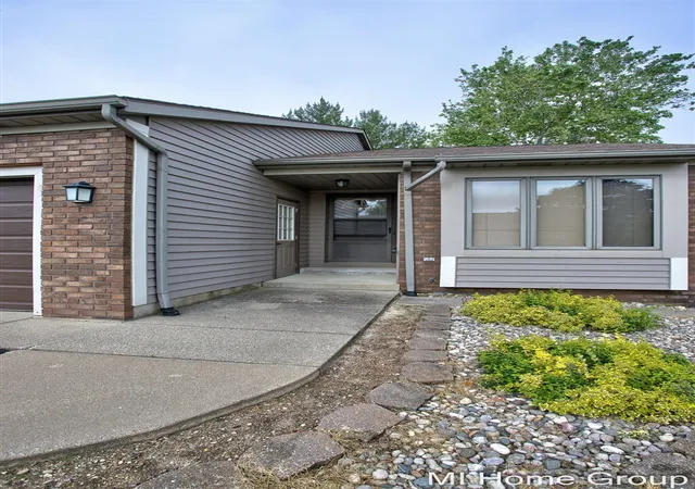 Homes for sale in Zeeland, MI | 500 E Main Ave #1, Zeeland, MI 49464 | MLS# 70538456