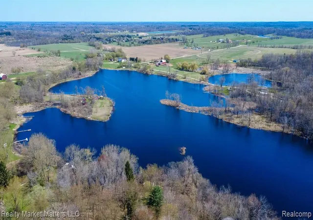 30th image of 2543 Henry Rd, Lapeer, MI 48446 | MLS# 60985452