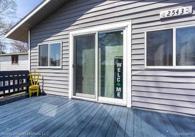 4th image of 2543 Henry Rd, Lapeer, MI 48446 | MLS# 60985452