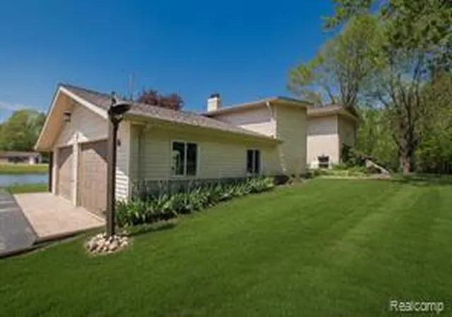 Homes for sale in Columbiaville, MI | 5278 Skelton Rd, Columbiaville, MI 48421 | MLS# 61008947