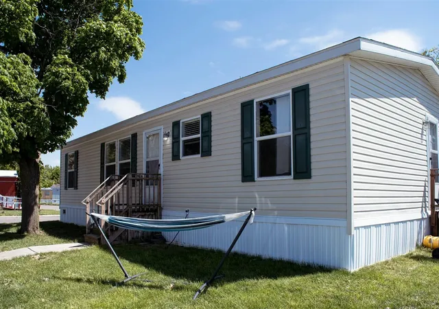 Homes for sale in Grand Rapids, MI | 246 Center Green Meadow St, Grand Rapids, MI 49548 | MLS# 70537519