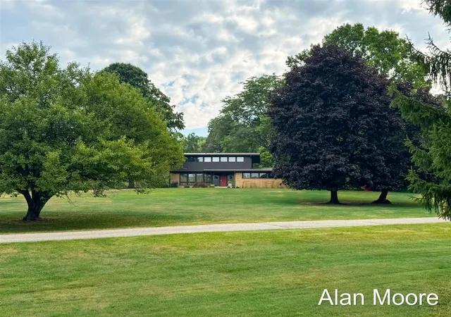 Photo 3 of Sale Pending at 7878 Northland Dr, Rockford, MI 49341 | MLS# 70487992 | Listing updated on 2025-10-17