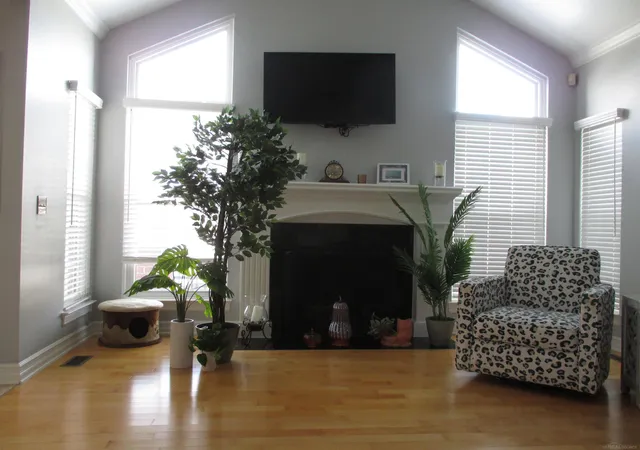 Photo 3 of Condo for sale at 49272 Brodie Ct #Unit 84 / Bldg 76, Macomb Twp, MI 48042 | MLS# 50219535 | Listing updated on 2026-09-15
