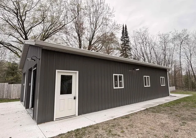 Homes for sale in Lake, MI | 11339 W Alpine Dr, Lake, MI 48632 | MLS# 50207907
