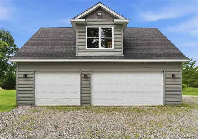 Photo 4 of Single family home for sale at 5556 Ormond Rd, White Lake, MI 48383 1261 | MLS# 61005633 | Listing updated on 2026-09-12