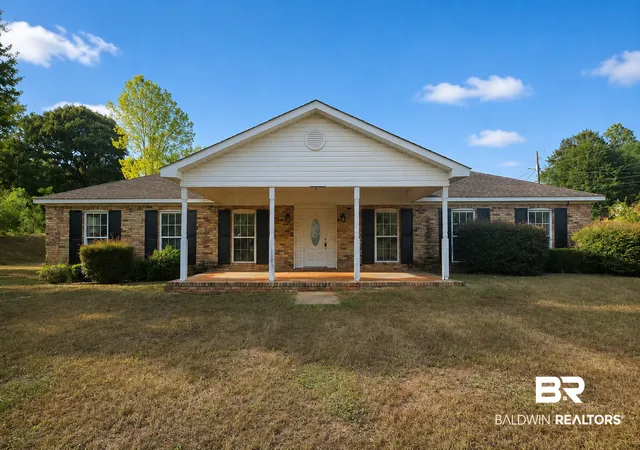 Single family home for sale at 76 Hillcrest Dr, Monroeville, AL 36460 | MLS# 409729
