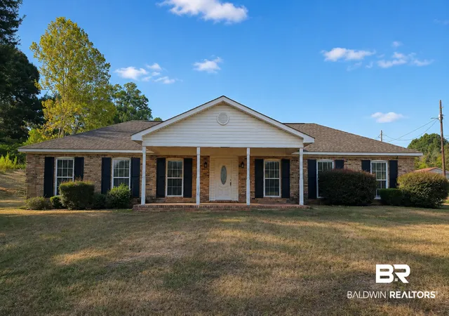 Photo 1 of Single family home for sale at 76 Hillcrest Dr, Monroeville, AL 36460 | MLS# 409729 | Listing updated on 2026-08-28