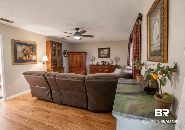 Photo 4 of Single family home for sale at 19211 Hughen St, Robertsdale, AL 36567 | MLS# 400088 | Listing updated on 2026-08-03