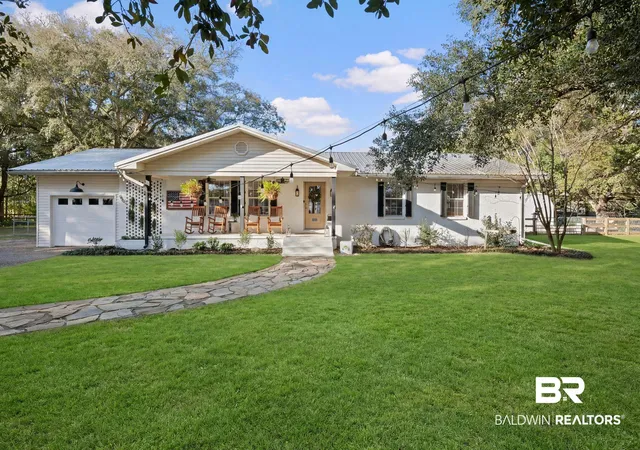 Photo 2 of Single family home for sale at 9407 Twin Beech Rd, Fairhope, AL 36532 | MLS# 392842 | Listing updated on 2026-09-04