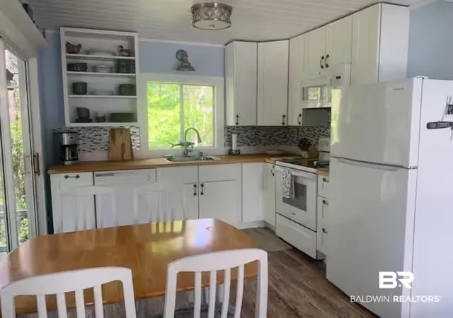 Photo 3 of Single family home for sale at 42090 Bayou Rd, Bay Minette, AL 36507 | MLS# 393664 | Listing updated on 2026-09-11
