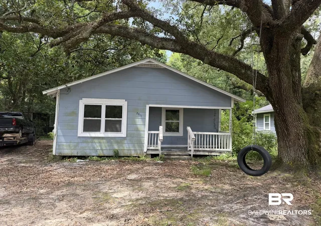 Photo 2 of Single family home for sale at 2411 Columbus Ave, Mobile, AL 36605 | MLS# 399649 | Listing updated on 2026-08-10