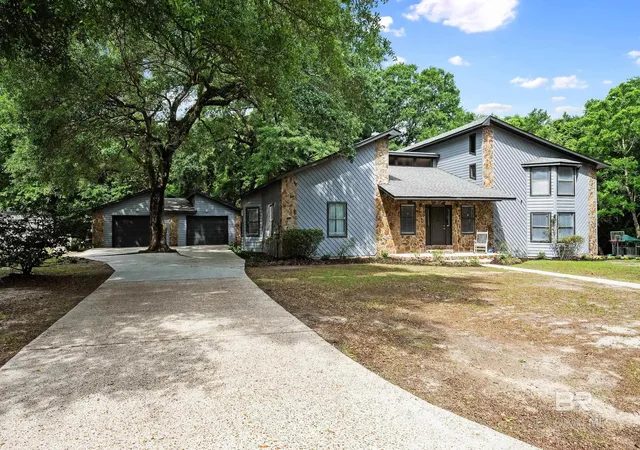 Homes for sale in Saraland, AL | 200 Zane, Saraland, AL 36571 | MLS# 396509