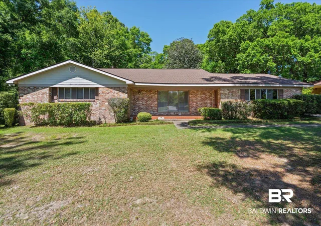 33rd image of 4110 Lake Cir, Mobile, AL 36693 | MLS# 395137