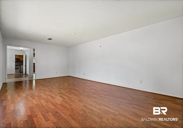 Photo 4 of Single family home for sale at 4110 Lake Cir, Mobile, AL 36693 | MLS# 395137 | Listing updated on 2026-07-28