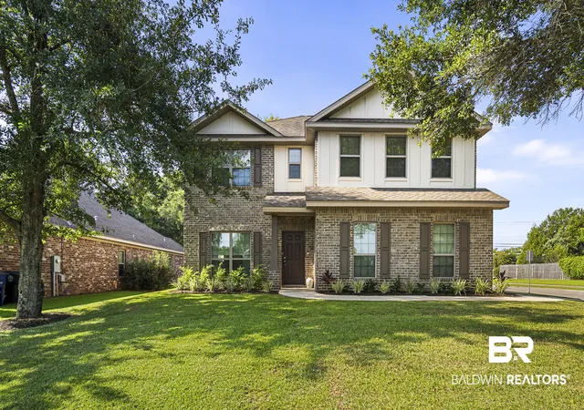 Photo 1 of Single family home for sale at 248 Hawthorne Cir, Fairhope, AL 36532 | MLS# 400127 | Listing updated on 2026-09-05