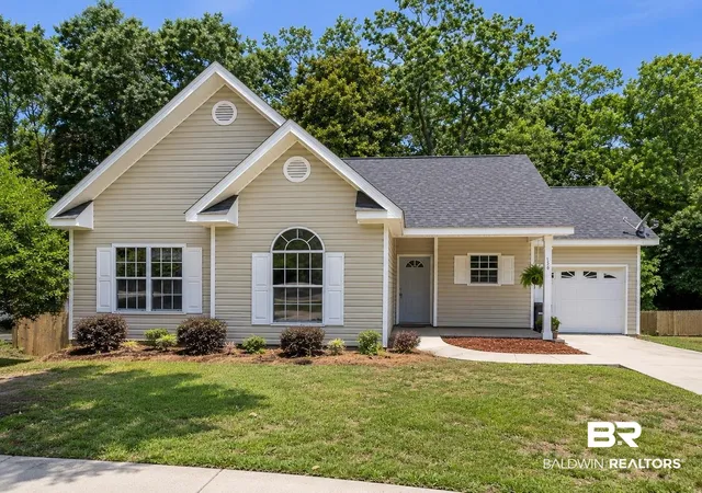 Photo 1 of Single family home for sale at 156 Mershon St, Fairhope, AL 36532 | MLS# 396806 | Listing updated on 2026-09-09