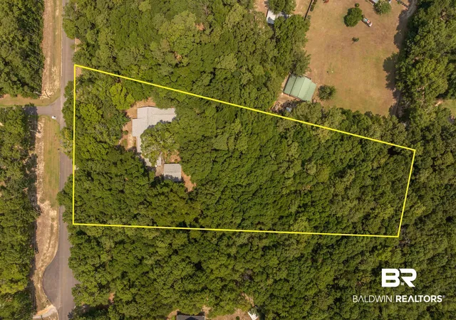 Photo 3 of Single family home for sale at 51678 Oakwood Dr, Bay Minette, AL 36507 | MLS# 400146 | Listing updated on 2026-09-11