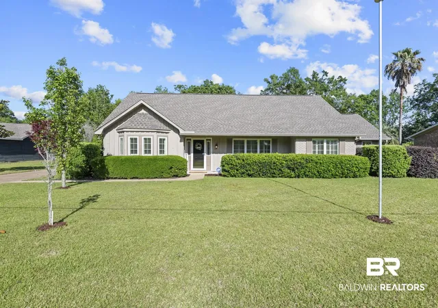 Photo 1 of Single family home for sale at 904 N Holly Blvd, Foley, AL 36535 | MLS# 399972 | Listing updated on 2026-09-18