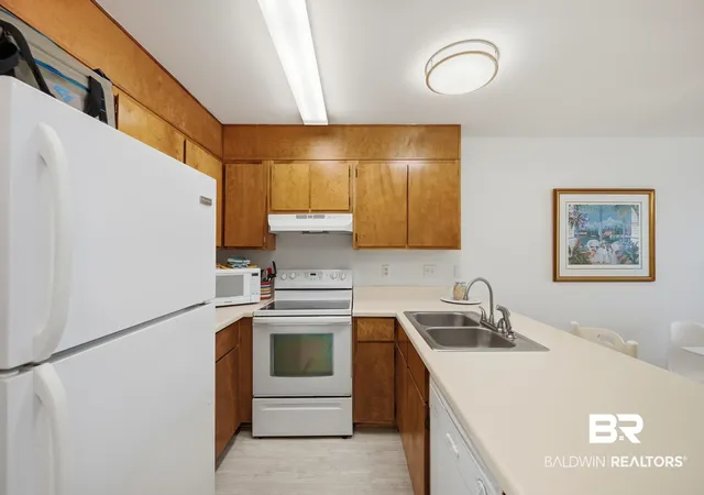 Photo 4 of Townhouse for sale at 27070 Perdido Beach Blvd #16, Orange Beach, AL 36561 | MLS# 398550 | Listing updated on 2026-08-25