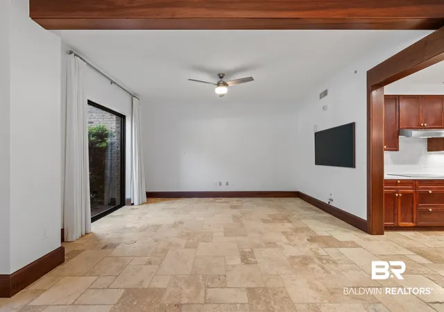 Photo 4 of Townhouse for sale at 18269 Colony Dr #106, Fairhope, AL 36532 | MLS# 400022 | Listing updated on 2026-10-19