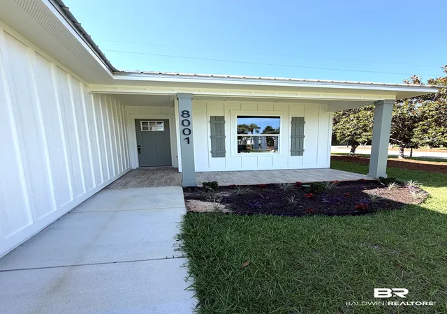 Photo 3 of Single family home for sale at 8197 Carmel Cir, Foley, AL 36535 | MLS# 409018 | Listing updated on 2026-08-21