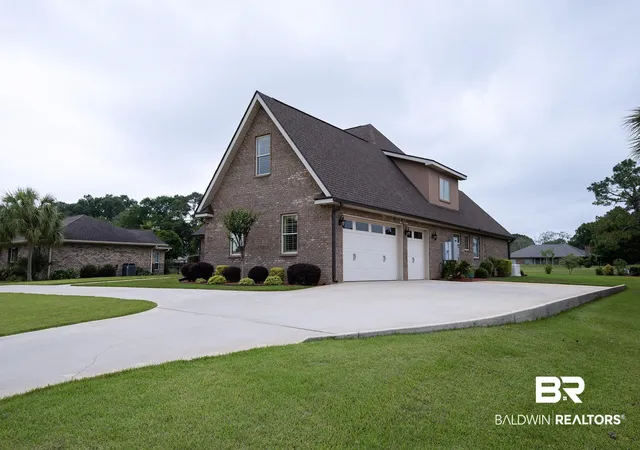 Photo 3 of Single family home for sale at 9357 Lakeview Dr, Foley, AL 36535 | MLS# 396640 | Listing updated on 2026-08-02
