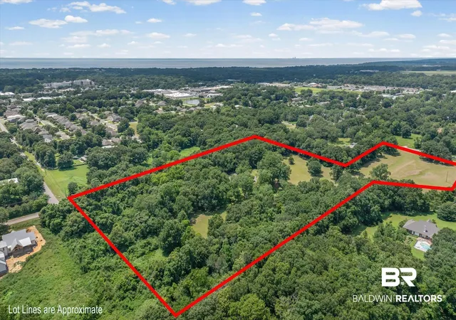 Photo 3 of Sale Pending at 8624 Morphy Ave, Fairhope, AL 36532 | MLS# 398582 | Listing updated on 2026-07-28