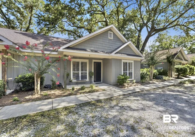 Photo 2 of Townhouse for sale at 9916 Windmill Rd #8, Fairhope, AL 36532 | MLS# 406489 | Listing updated on 2026-08-26