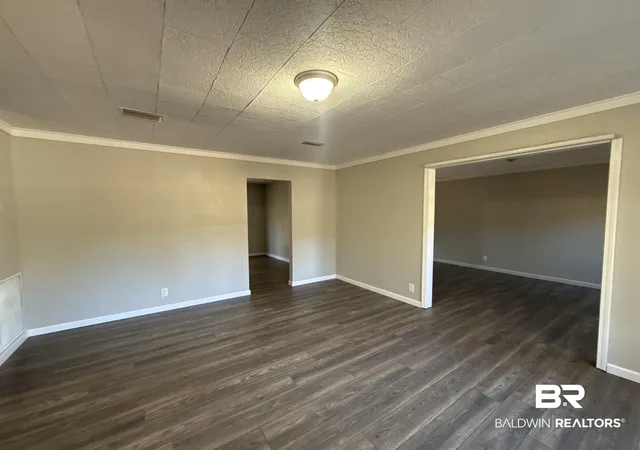 Photo 3 of Single family home for sale at 32 Slate St, Atmore, AL 36502 | MLS# 388831 | Listing updated on 2026-09-16