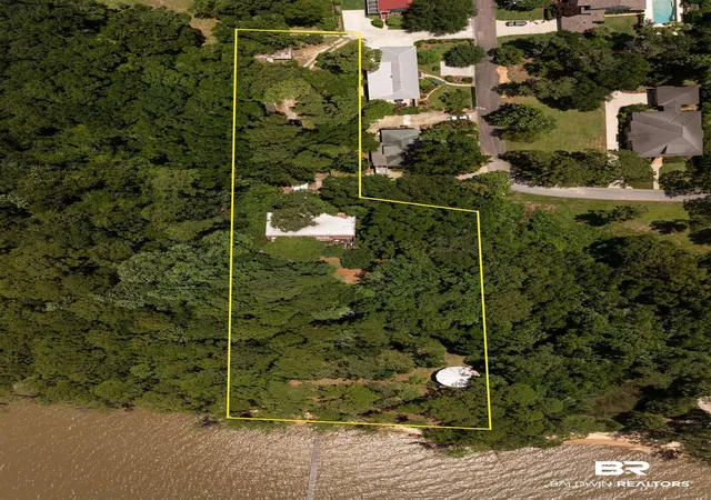 Photo 1 of Land for sale at 107 North Ave, Fairhope, AL 36532 | MLS# 398228 | Listing updated on 2026-08-25