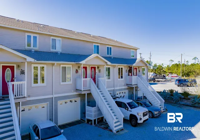 3rd image of 10641 Gulf Beach Hwy #D, Pensacola, FL 32507 | MLS# 389618