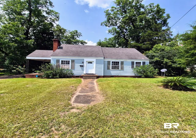 23rd image of 513 Dr Martin Luther King Jr Dr, Evergreen, AL 36401 | MLS# 409457
