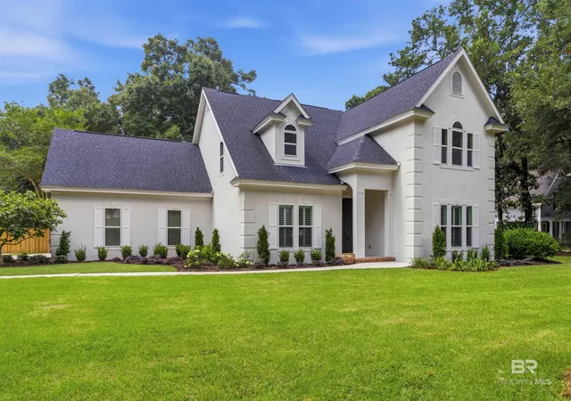 Homes for sale in Fairhope, AL | 6120 Oakwood Lane, Fairhope, AL 36532 | MLS# 398960