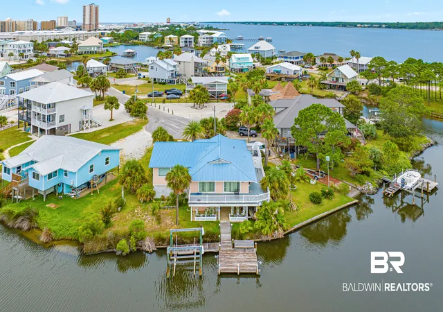 Photo 2 of Sale Pending at 224 Shoreland Circle, Gulf Shores, AL 36542 | MLS# 409309 | Listing updated on 2026-10-22